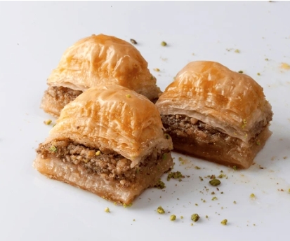 2 Kg Taze ve Çıtır Cevizli Baklava Tepsisi Niğde pasta siparişi