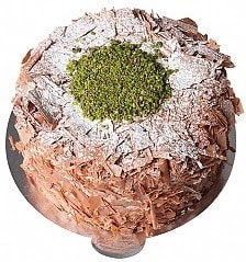 4 ile 6 kişilik Çikolatalı Fıstıklı yaş pasta Niğde pasta siparişi