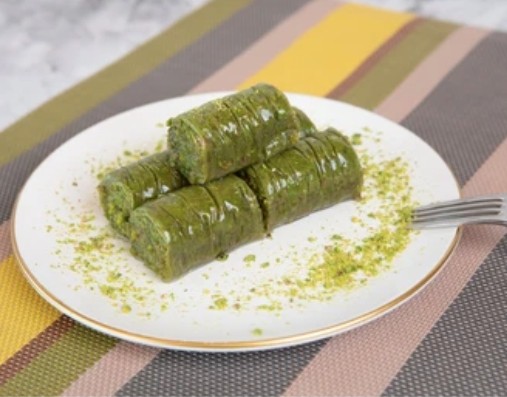 Usta Ellerden 1000 Gr Fıstık Sarma NiÄŸde pasta sipariÅŸi